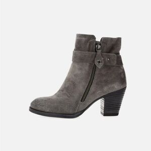 NWT Paul Green Dallas Gray Suede Ankle Boots